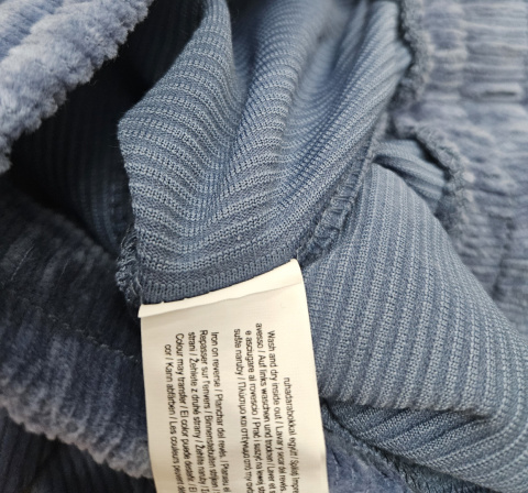 Spodnie dziecięce r. 110 Spodnie dziecięce r. 110