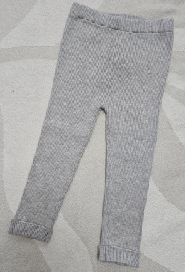 Legginsy prążkowane r. 92