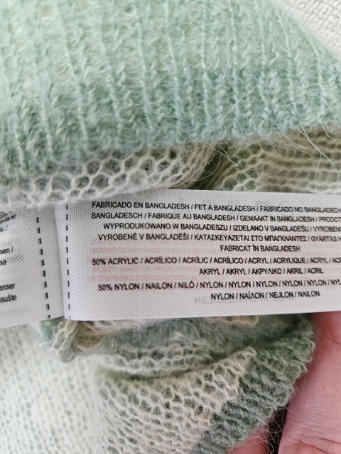 Sweter damski r. 38 Sweter damski r. 38