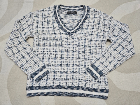 Sweter damski r. XS Sweter damski r. XS