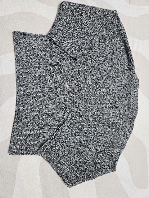 Sweter damski r. 40-42 Sweter damski r. 40-42