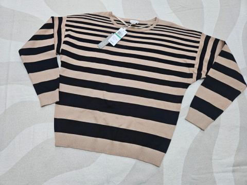Sweter damski r. L Sweter damski r. L