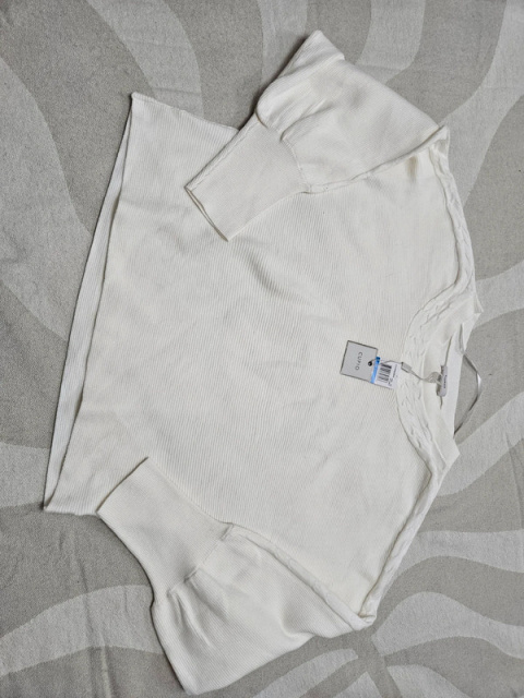 Sweter damski r. XL Sweter damski r. XL