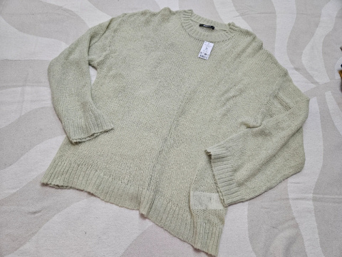 Sweter damski r. XL Sweter damski r. XL