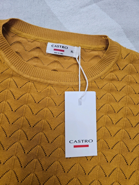 Sweter damski r. XL Sweter damski r. XL