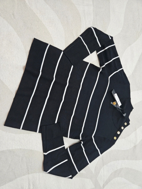 Sweter damski r. M Sweter damski r. M
