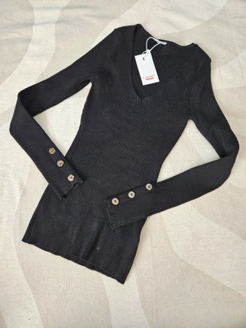 Sweter damski r. XS Sweter damski r. XS