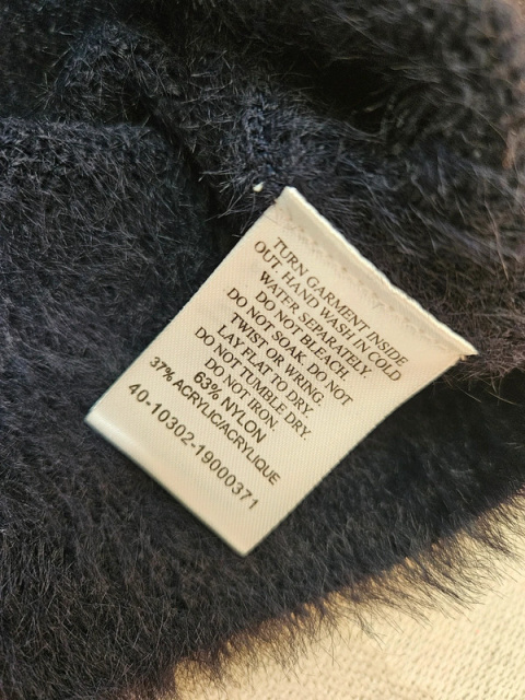 Sweter damski r. XS Sweter damski r. XS