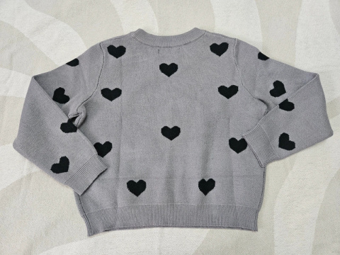 Sweter dziewczęcy r. 116 Sweter dziewczęcy r. 116