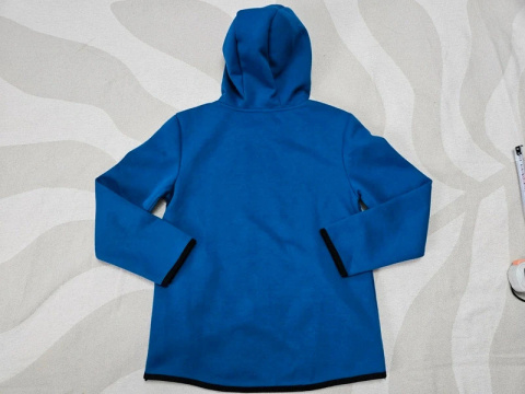 Bluza chłopięca r. 140 Bluza chłopięca r. 140